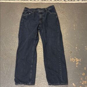 Uniqlo Blue Relaxed Jeans with Casual Appeal